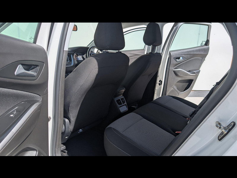 Vauxhall Grandland X 1.2 Turbo SE Euro 6 (s/s) 5dr