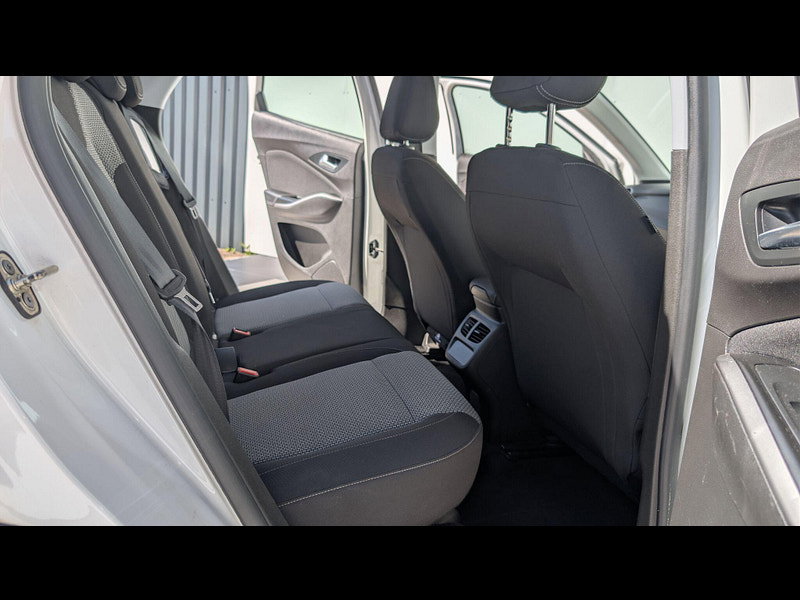 Vauxhall Grandland X 1.2 Turbo SE Euro 6 (s/s) 5dr