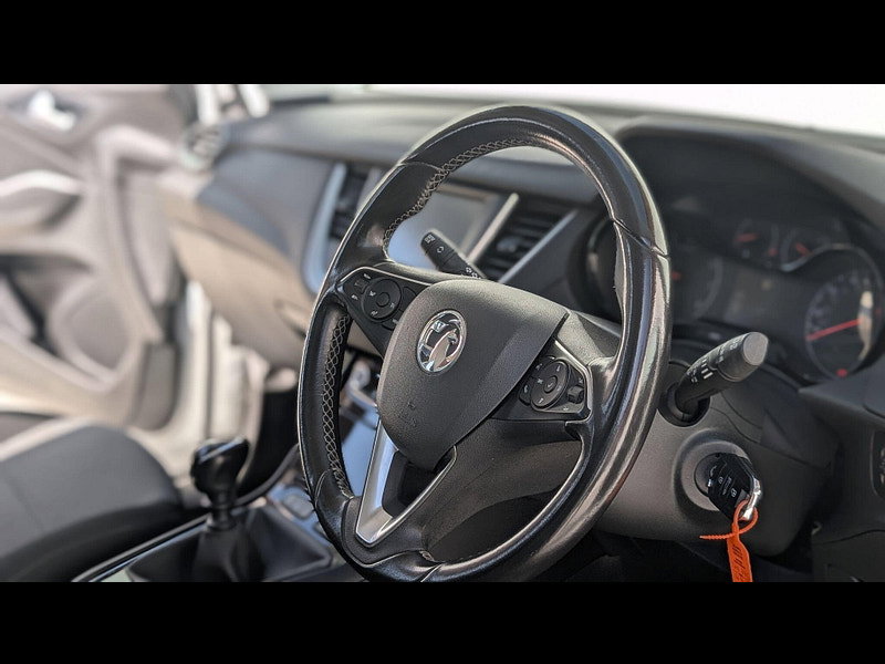 Vauxhall Grandland X 1.2 Turbo SE Euro 6 (s/s) 5dr