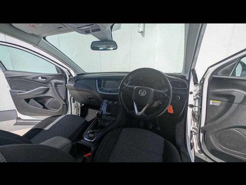Vauxhall Grandland X 1.2 Turbo SE Euro 6 (s/s) 5dr