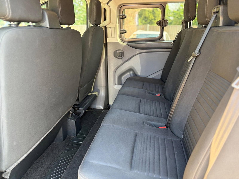 Ford Transit Custom 2.0 300 EcoBlue Limited Crew Van L1 H1 Euro 6 5dr (6 Seat) 5dr Manual 2026