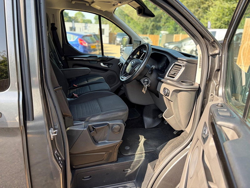 Ford Transit Custom 2.0 300 EcoBlue Limited Crew Van L1 H1 Euro 6 5dr (6 Seat) 5dr Manual 2026