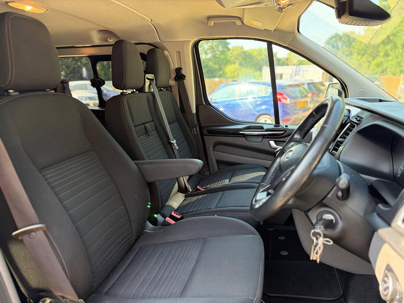 Ford Transit Custom 2.0 300 EcoBlue Limited Crew Van L1 H1 Euro 6 5dr (6 Seat) 5dr Manual 2026