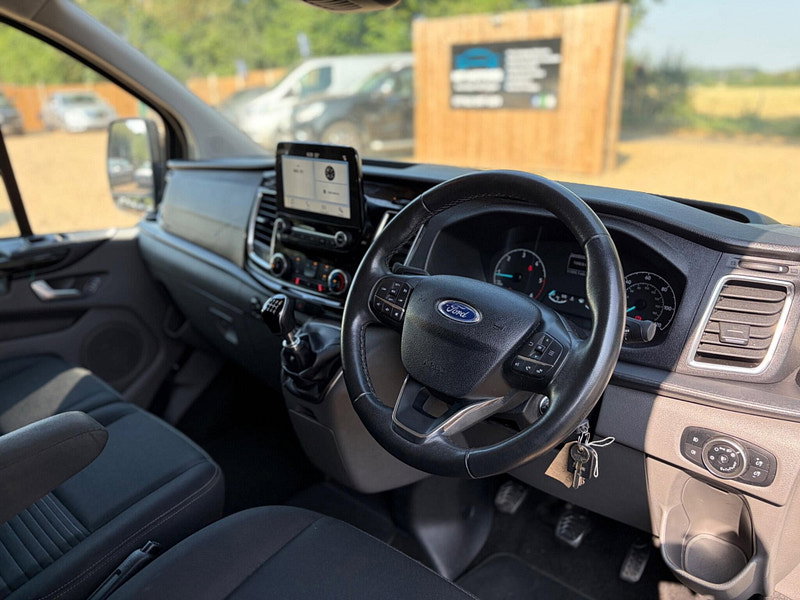Ford Transit Custom 2.0 300 EcoBlue Limited Crew Van L1 H1 Euro 6 5dr (6 Seat) 5dr Manual 2026