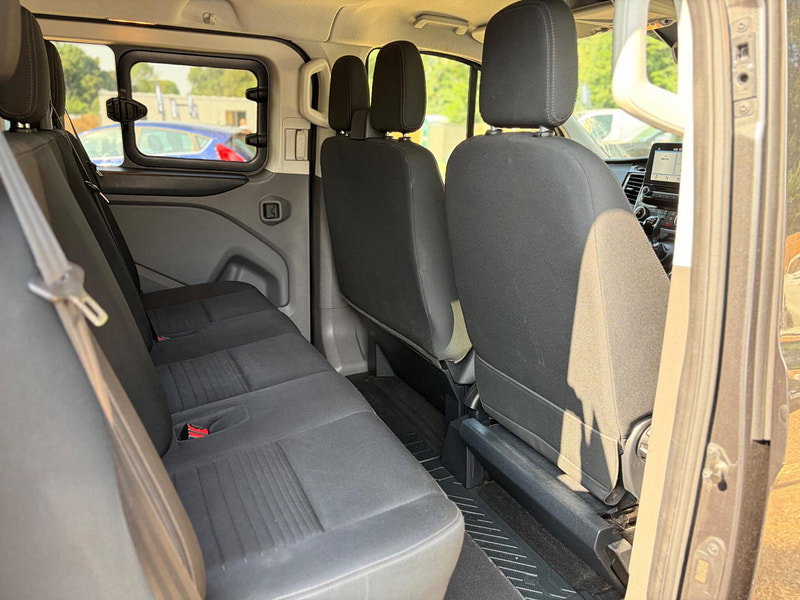 Ford Transit Custom 2.0 300 EcoBlue Limited Crew Van L1 H1 Euro 6 5dr (6 Seat) 5dr Manual 2026
