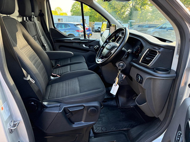 Ford Transit Custom 2.0 340 EcoBlue Limited L2 H1 Euro 6 (s/s) 5dr 5dr Manual 2026