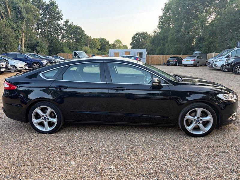 Ford Mondeo 2.0 TDCi Titanium Euro 6 (s/s) 5dr 5dr Manual 2026