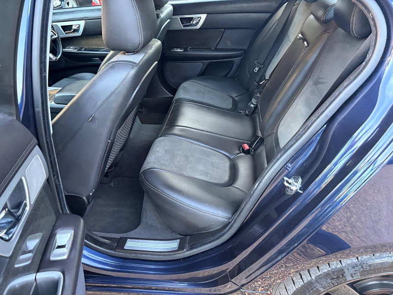 Jaguar XF 3.0d V6 R-Sport Auto Euro 5 (s/s) 4dr 4dr Automatic 2026