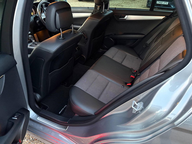 Mercedes-Benz C Class 2.1 C250 CDI BlueEfficiency Sport Edition 125 G-Tronic+ Euro 5 (s/s) 5dr 5dr Automatic 2026