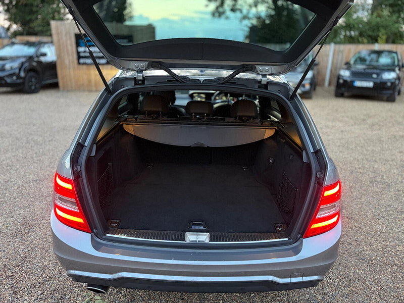 Mercedes-Benz C Class 2.1 C250 CDI BlueEfficiency Sport Edition 125 G-Tronic+ Euro 5 (s/s) 5dr 5dr Automatic 2026