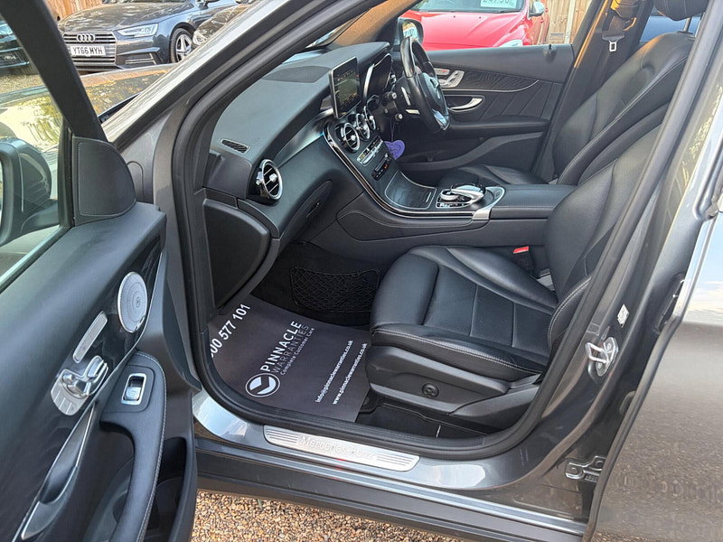 Mercedes-Benz GLC 2.1 GLC220d AMG Line (Premium Plus) G-Tronic 4MATIC Euro 6 (s/s) 5dr 5dr Automatic 2026
