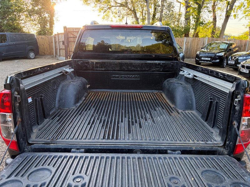 Nissan Navara 2.3 dCi Tekna Auto 4WD Euro 6 4dr 4dr Automatic 2026