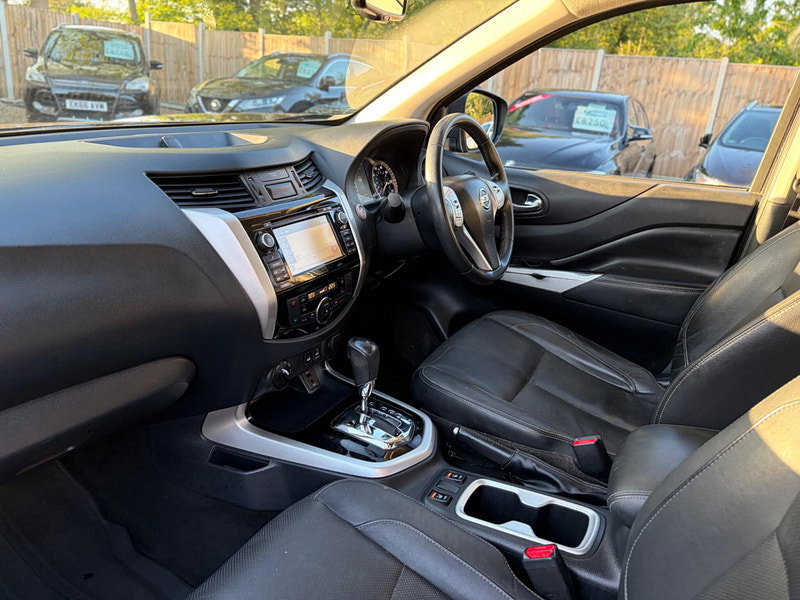 Nissan Navara 2.3 dCi Tekna Auto 4WD Euro 6 4dr 4dr Automatic 2026