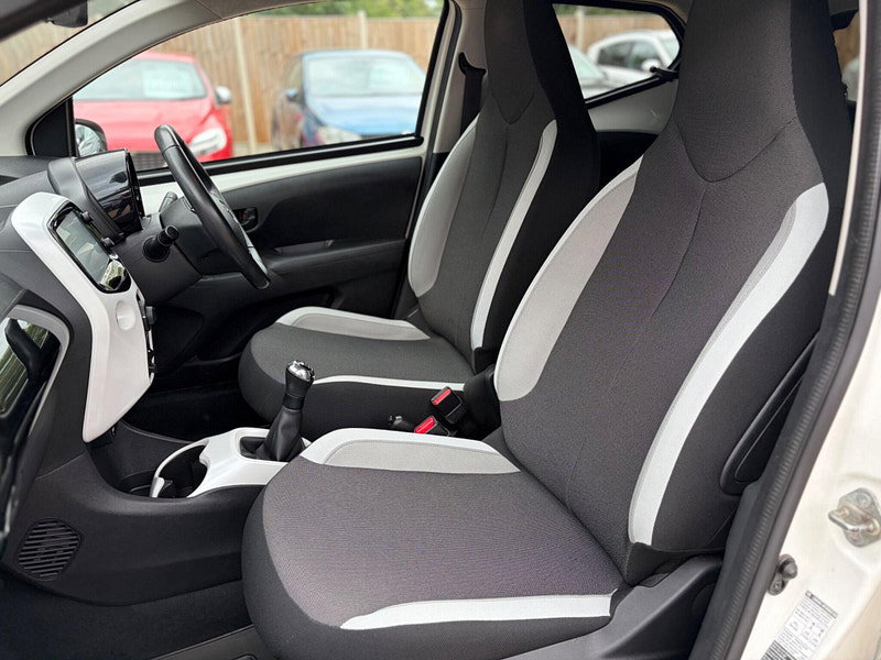 Toyota Aygo 1.0 VVT-i x-pure Euro 6 5dr 5dr Manual 2026