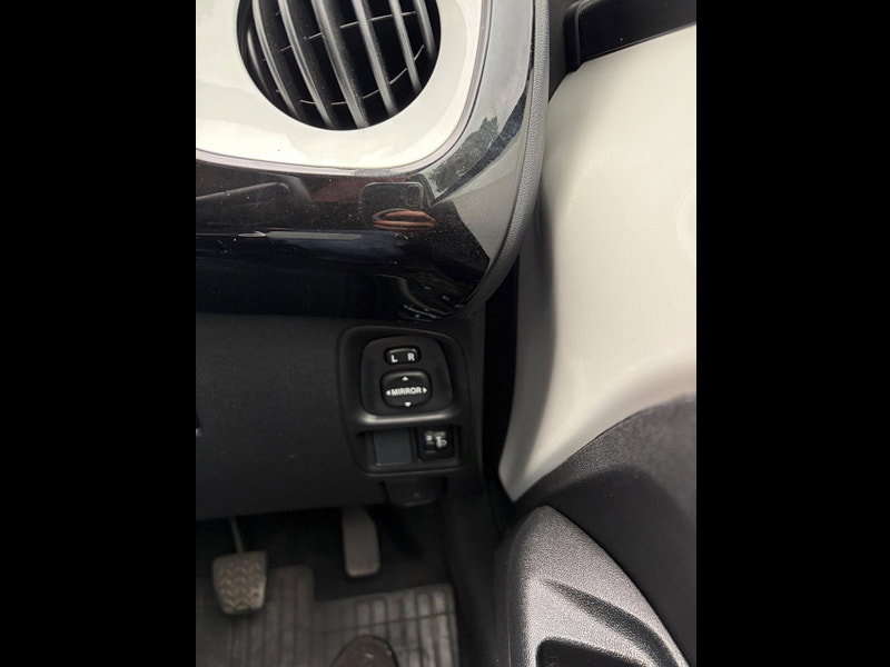 Toyota Aygo 1.0 VVT-i x-pure Euro 6 5dr 5dr Manual 2026