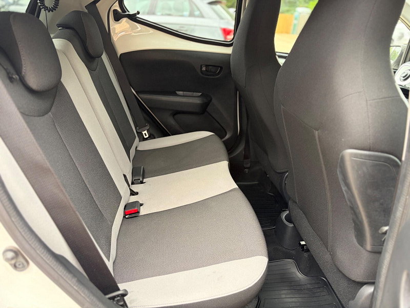 Toyota Aygo 1.0 VVT-i x-pure Euro 6 5dr 5dr Manual 2026