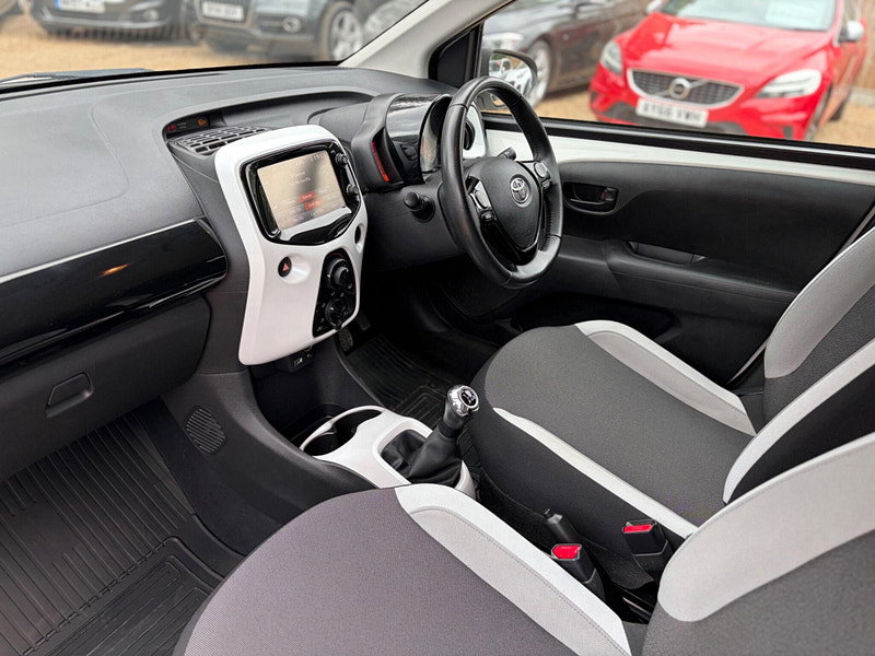 Toyota Aygo 1.0 VVT-i x-pure Euro 6 5dr 5dr Manual 2026