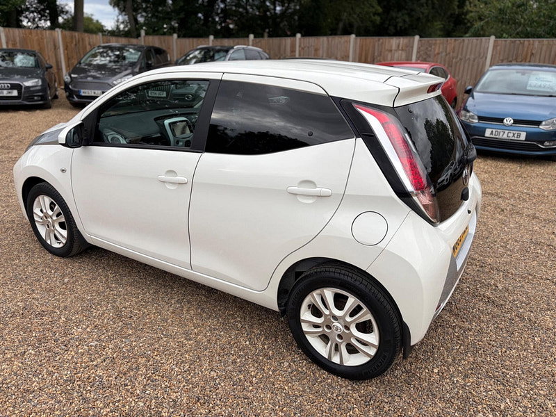 Toyota Aygo 1.0 VVT-i x-pure Euro 6 5dr 5dr Manual 2026