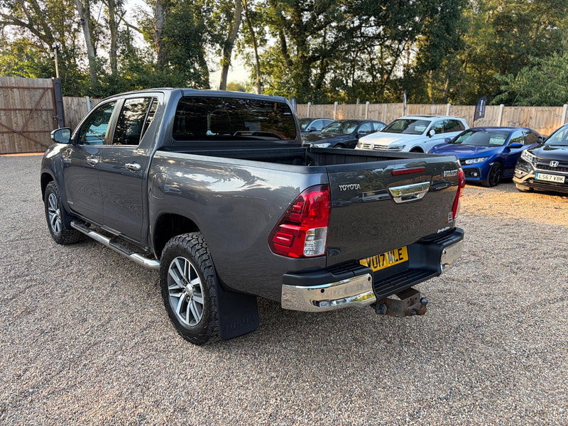 Toyota Hilux 2.4 D-4D Invincible 4WD Euro 6 4dr (TSS, 3.5t) 4dr Manual 2026