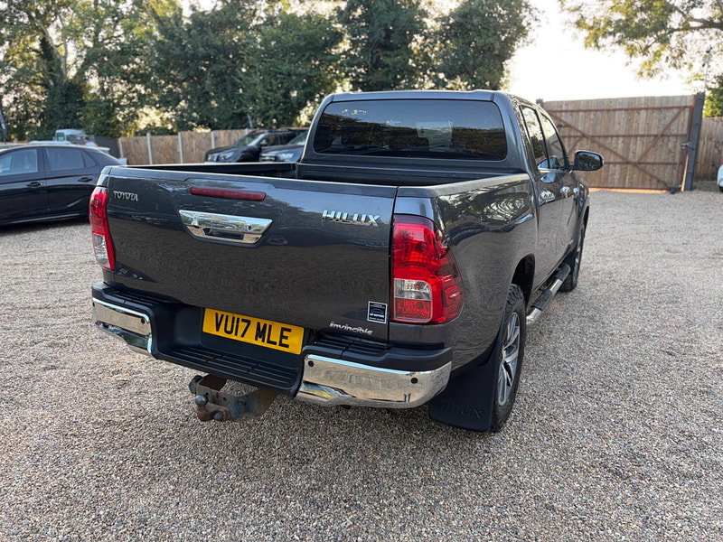 Toyota Hilux 2.4 D-4D Invincible 4WD Euro 6 4dr (TSS, 3.5t) 4dr Manual 2026