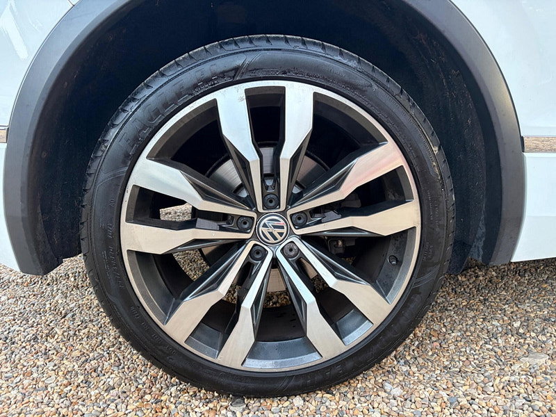 Volkswagen Tiguan 2.0 BiTDI BlueMotion Tech R-Line DSG 4Motion Euro 6 (s/s) 5dr 5dr Automatic 2026