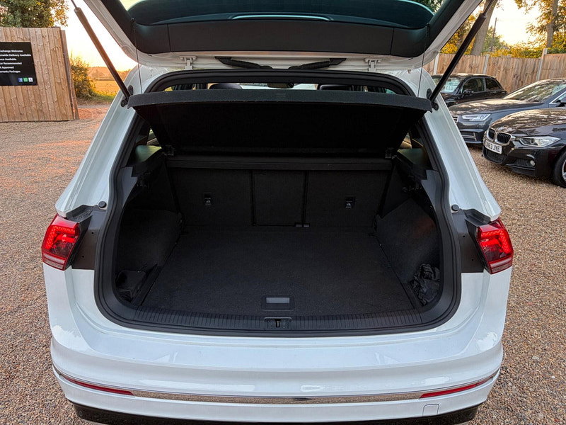 Volkswagen Tiguan 2.0 BiTDI BlueMotion Tech R-Line DSG 4Motion Euro 6 (s/s) 5dr 5dr Automatic 2026