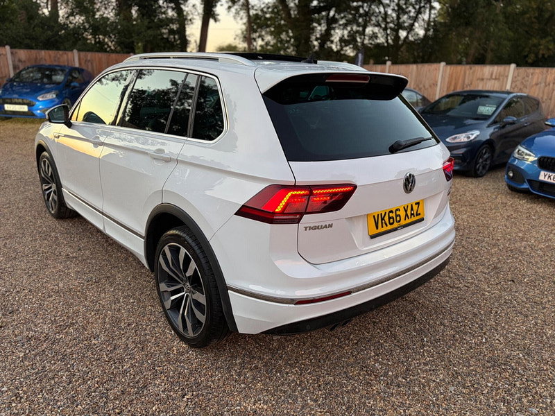 Volkswagen Tiguan 2.0 TDI BlueMotion Tech R-Line DSG 4Motion Euro 6 (s/s) 5dr 5dr Automatic 2026