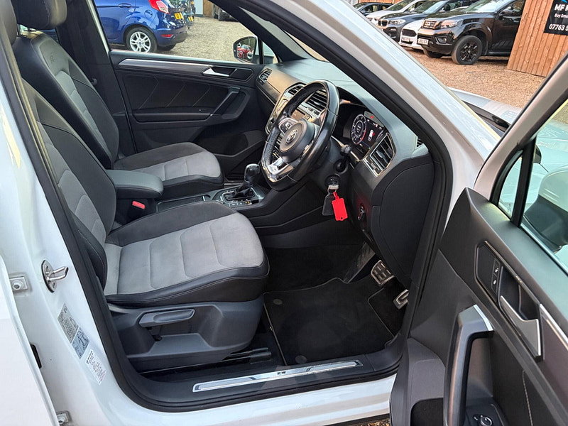 Volkswagen Tiguan 2.0 TDI BlueMotion Tech R-Line DSG 4Motion Euro 6 (s/s) 5dr 5dr Automatic 2026