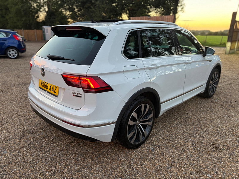Volkswagen Tiguan 2.0 TDI BlueMotion Tech R-Line DSG 4Motion Euro 6 (s/s) 5dr 5dr Automatic 2026