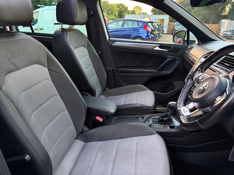 Volkswagen Tiguan 2.0 TDI BlueMotion Tech R-Line DSG 4Motion Euro 6 (s/s) 5dr 5dr Automatic 2026