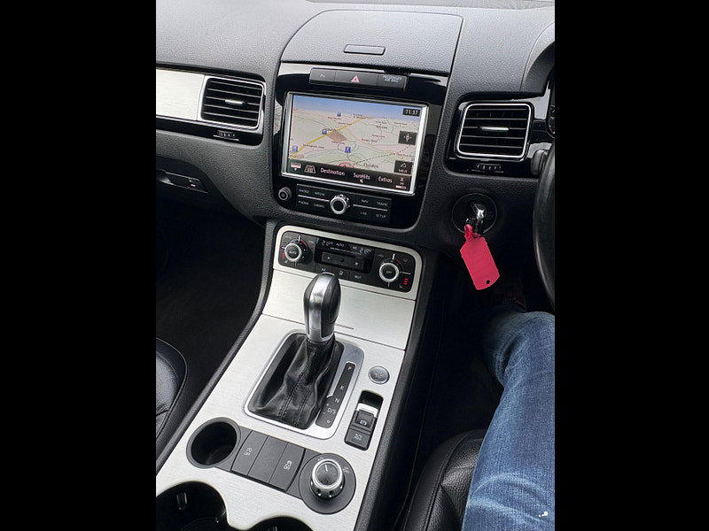 Volkswagen Touareg 3.0 TDI V6 BlueMotion Tech R-Line Tiptronic 4WD Euro 5 (s/s) 5dr 5dr Automatic 2026