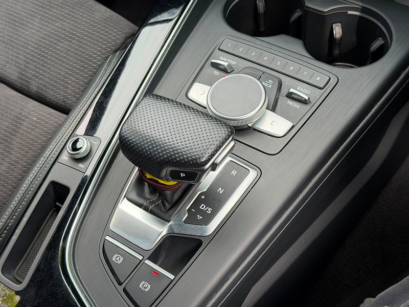 Audi A4 2.0 TFSI Black Edition Saloon 4dr Petrol S Tronic Euro 6 (s/s) (190 ps) 4dr Automatic 2026