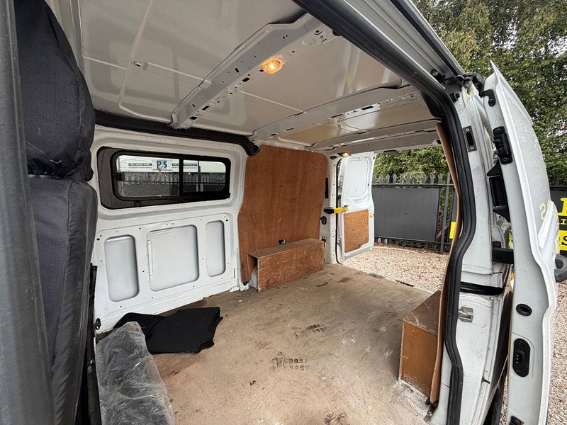 Ford Transit Custom 2.0 300 EcoBlue L1 H1 Euro 6 5dr 5dr Manual 2026
