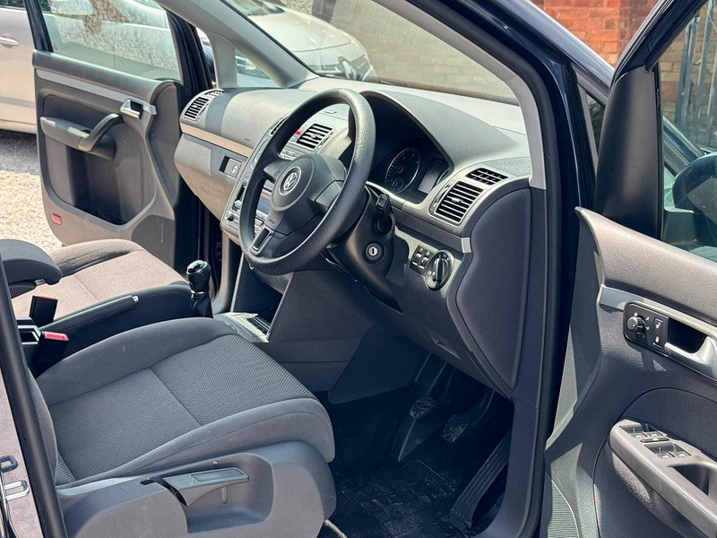Volkswagen Touran 1.6 TDI S Euro 5 5dr 5dr Manual 2026