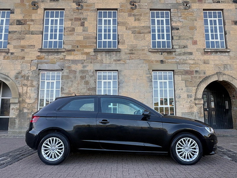 Audi A3 1.6 TDI ultra SE Technik Euro 6 (s/s) 3dr