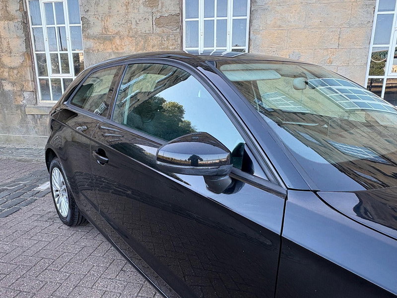 Audi A3 1.6 TDI ultra SE Technik Euro 6 (s/s) 3dr
