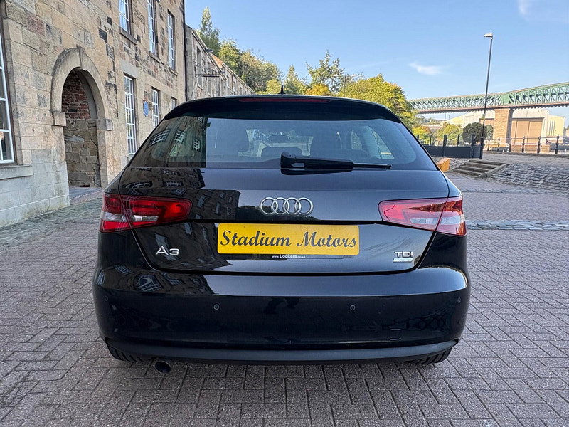 Audi A3 1.6 TDI ultra SE Technik Euro 6 (s/s) 3dr