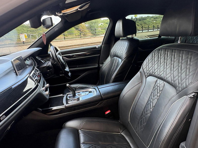 BMW 7 Series 3.0 730d M Sport Auto Euro 6 (s/s) 4dr