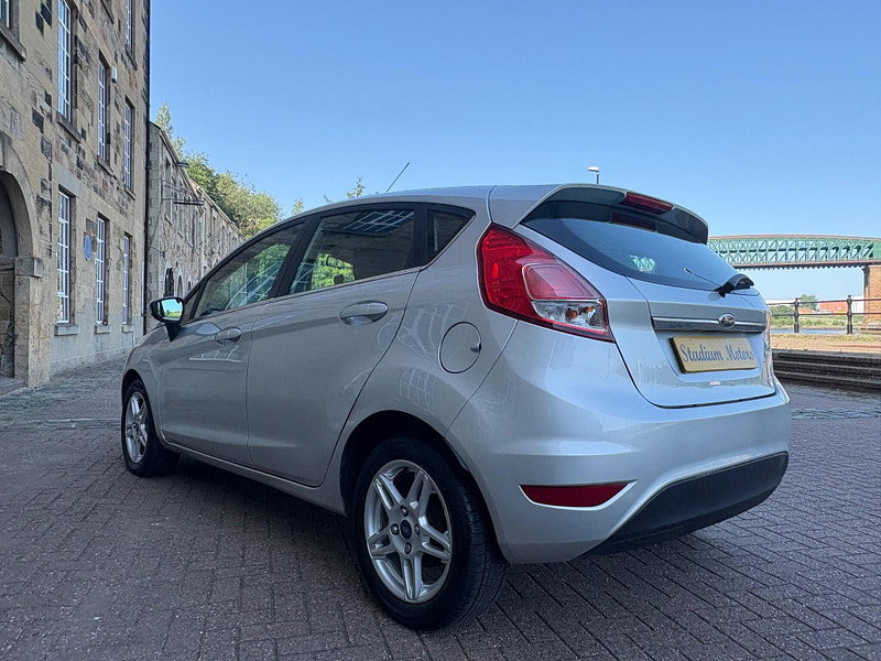 Ford Fiesta 1.25 Zetec Euro 5 5dr