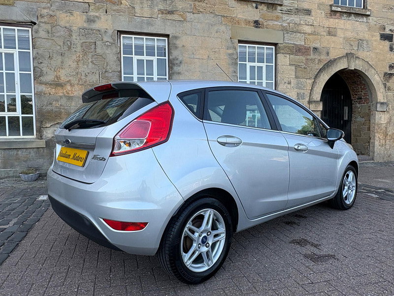 Ford Fiesta 1.25 Zetec Euro 5 5dr