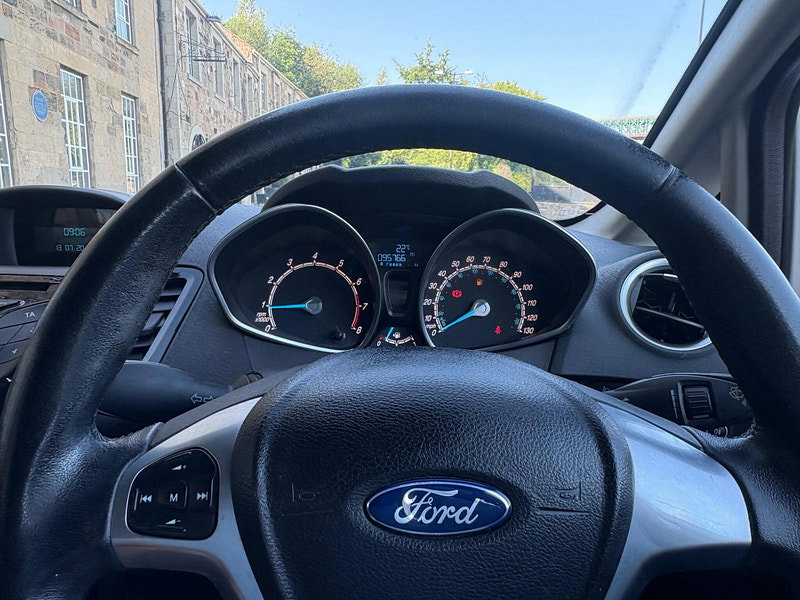Ford Fiesta 1.25 Zetec Euro 5 5dr