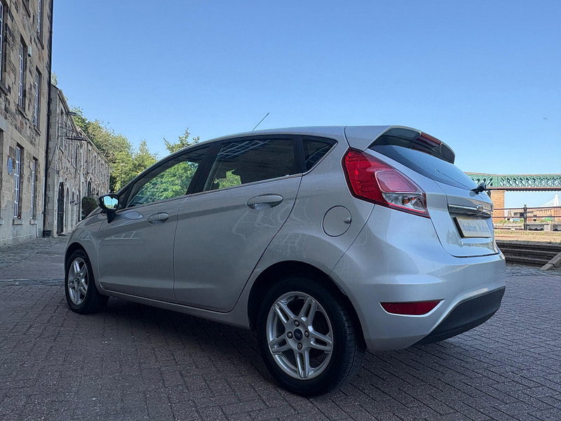 Ford Fiesta 1.25 Zetec Euro 5 5dr