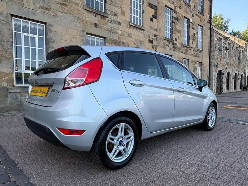 Ford Fiesta 1.25 Zetec Euro 5 5dr