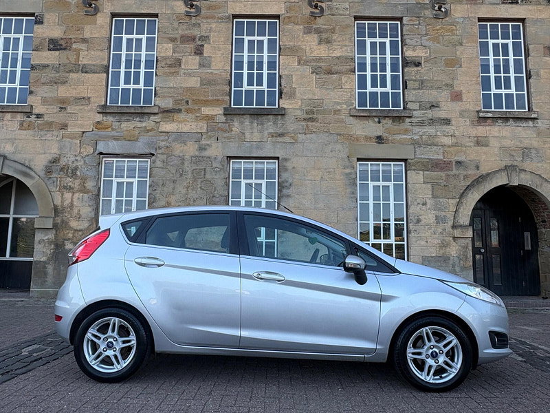 Ford Fiesta 1.25 Zetec Euro 5 5dr