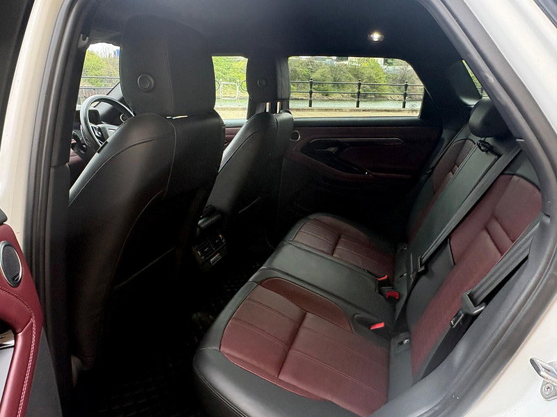 Land Rover Range Rover Evoque 1.5 P300e 12.2kWh R-Dynamic HSE Auto 4WD Euro 6 (s/s) 5dr