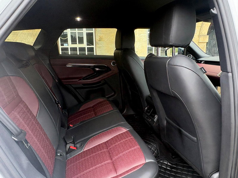 Land Rover Range Rover Evoque 1.5 P300e 12.2kWh R-Dynamic HSE Auto 4WD Euro 6 (s/s) 5dr