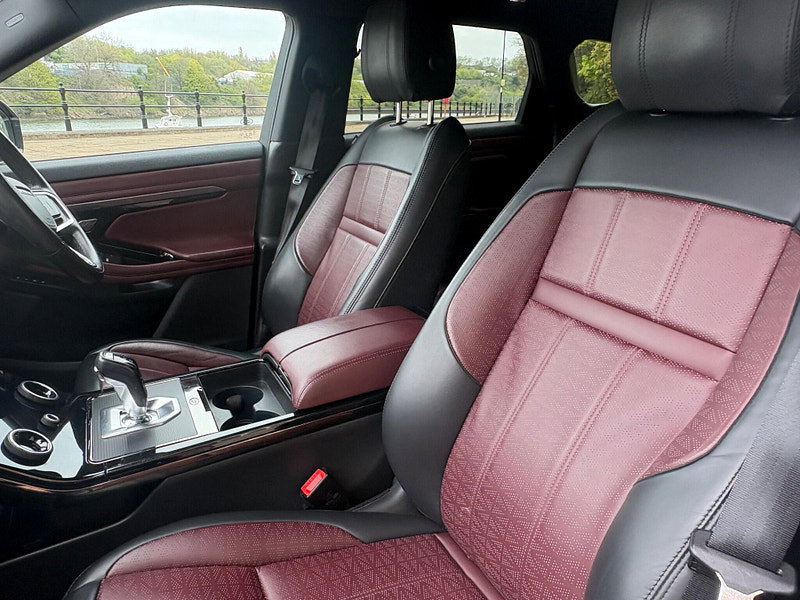 Land Rover Range Rover Evoque 1.5 P300e 12.2kWh R-Dynamic HSE Auto 4WD Euro 6 (s/s) 5dr