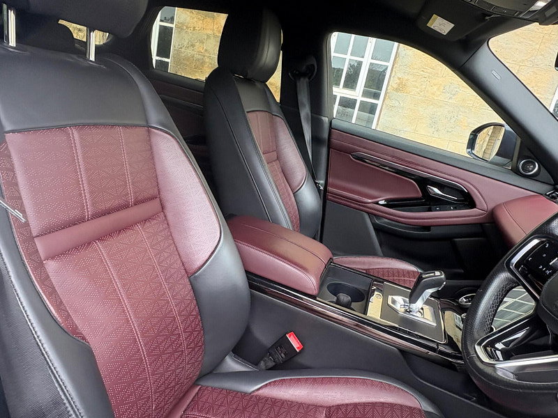 Land Rover Range Rover Evoque 1.5 P300e 12.2kWh R-Dynamic HSE Auto 4WD Euro 6 (s/s) 5dr
