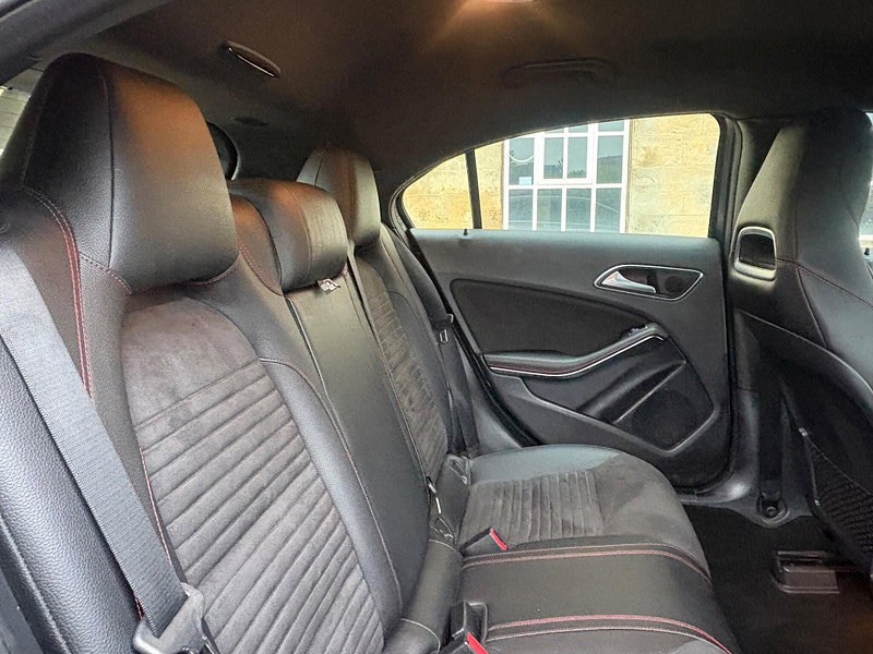 Mercedes-Benz A Class 1.5 A180d AMG Line (Executive) Euro 6 (s/s) 5dr
