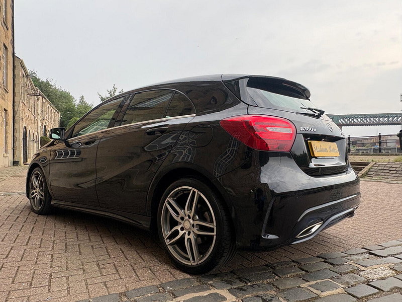 Mercedes-Benz A Class 1.5 A180d AMG Line (Executive) Euro 6 (s/s) 5dr